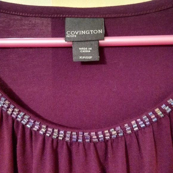 Covington Plum Colored Short Sleeve Top with an Embellished Neckline (Size XLP) - Picture 3 of 3